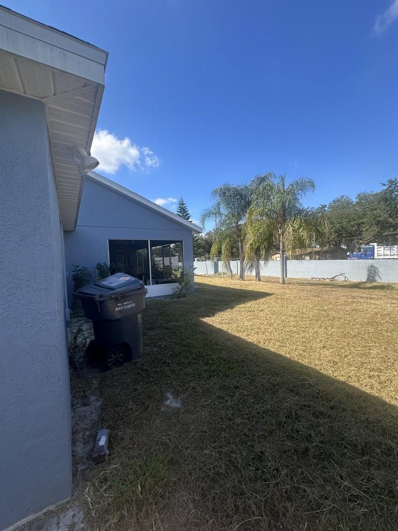 GARDENS PH 01 - Residential