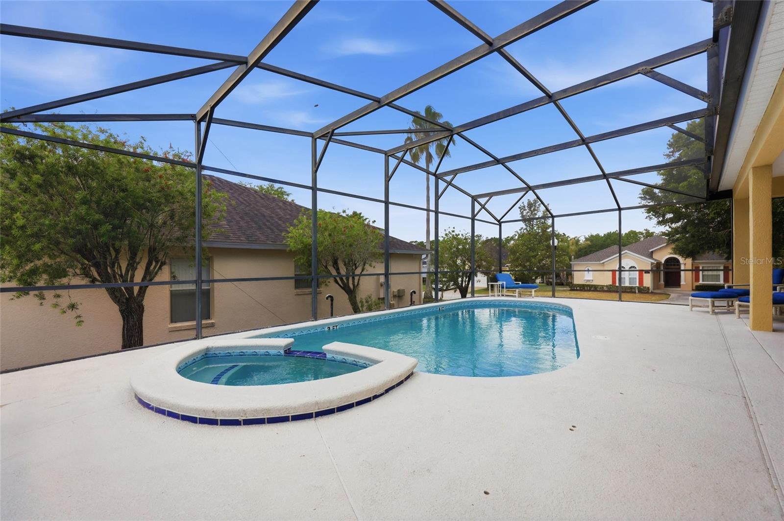 CALABAY PARC - Residential