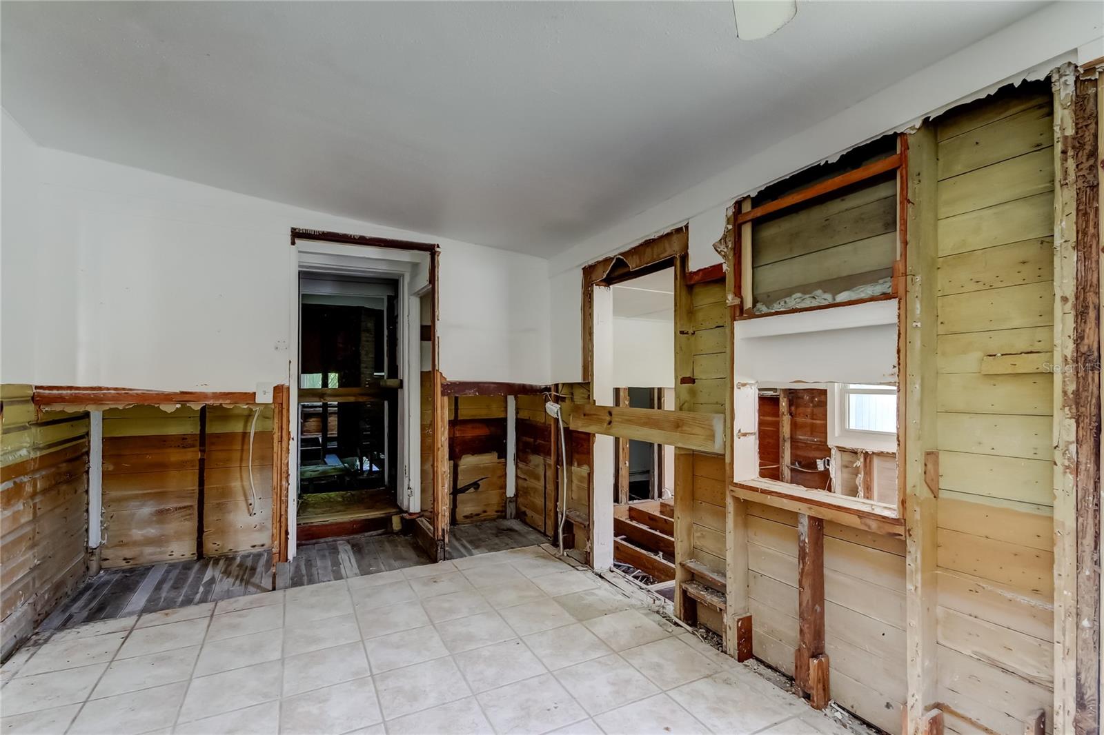 MOREY BEACH - Residential