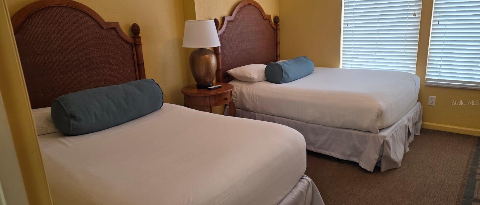 LAKE BUENA VISTA RESORT VILLAGE 4 CONDO - Residential