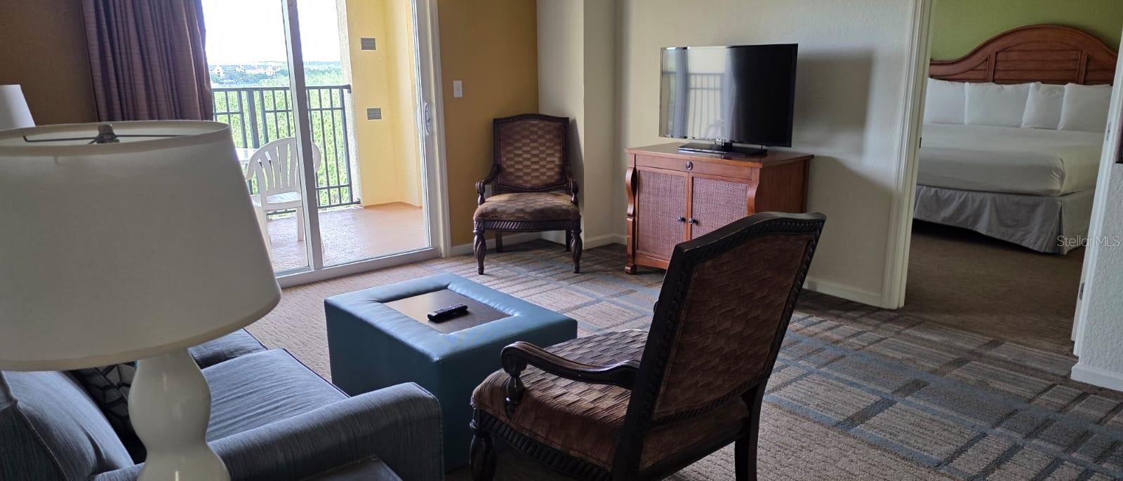 LAKE BUENA VISTA RESORT VILLAGE 4 CONDO - Residential