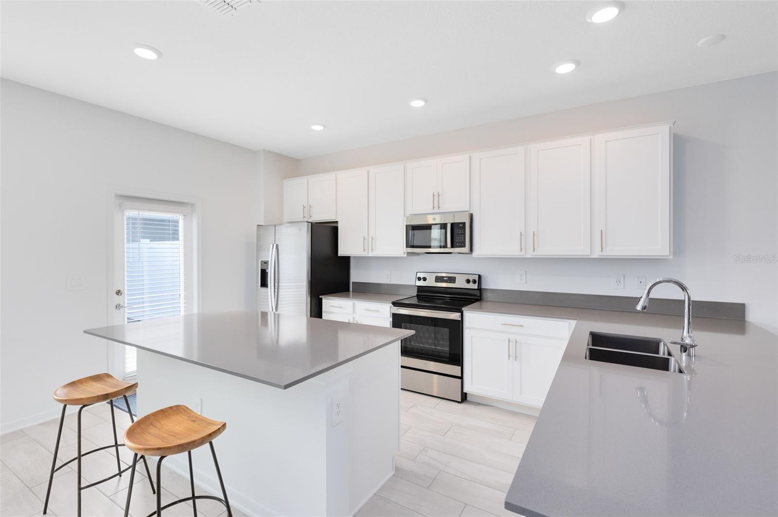 STOREY GROVE PH 4 - Residential