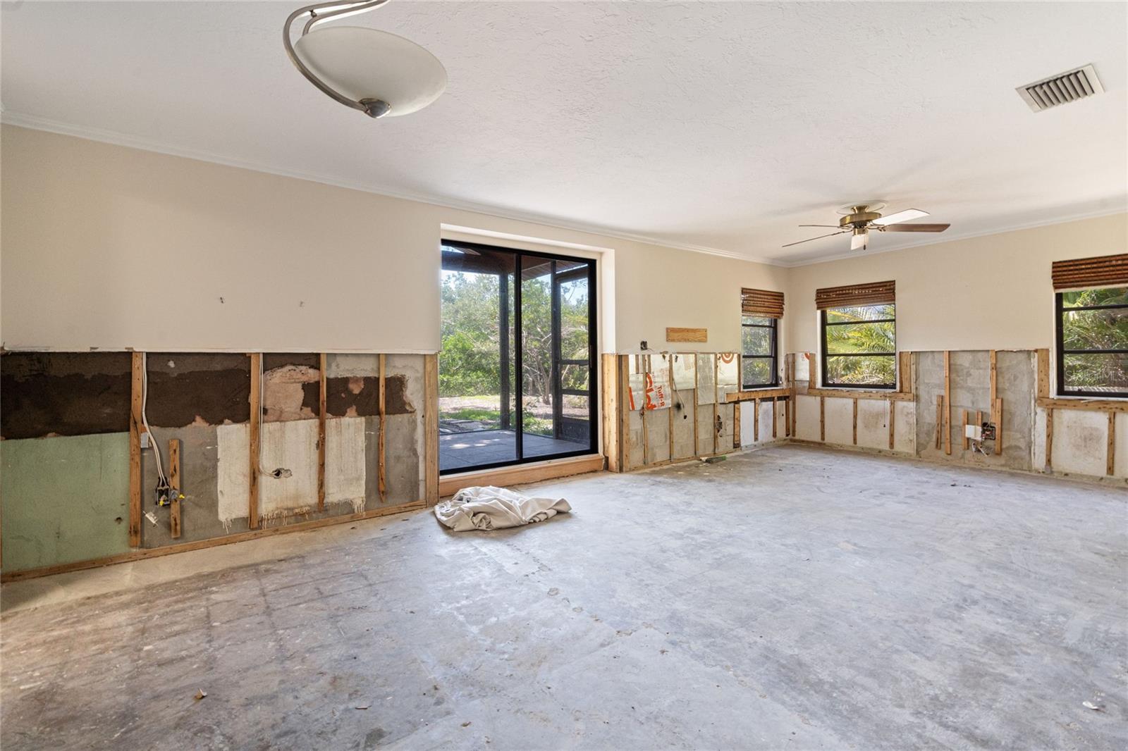 SARASOTA BEACH - Residential