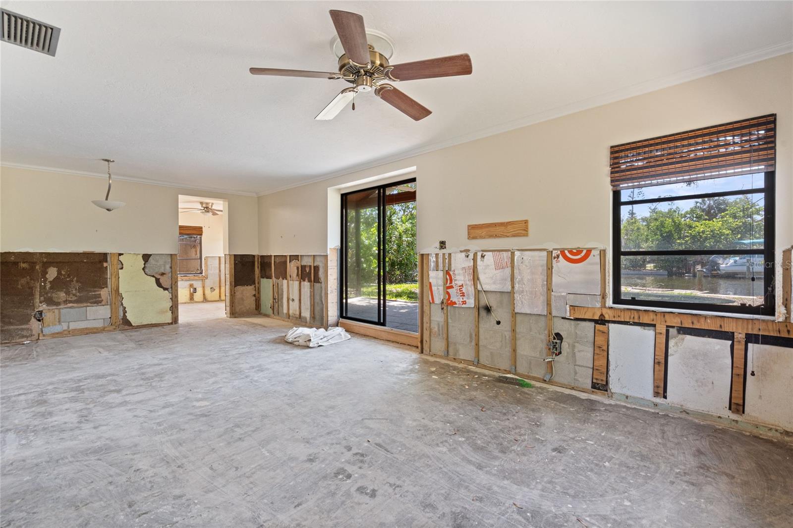 SARASOTA BEACH - Residential