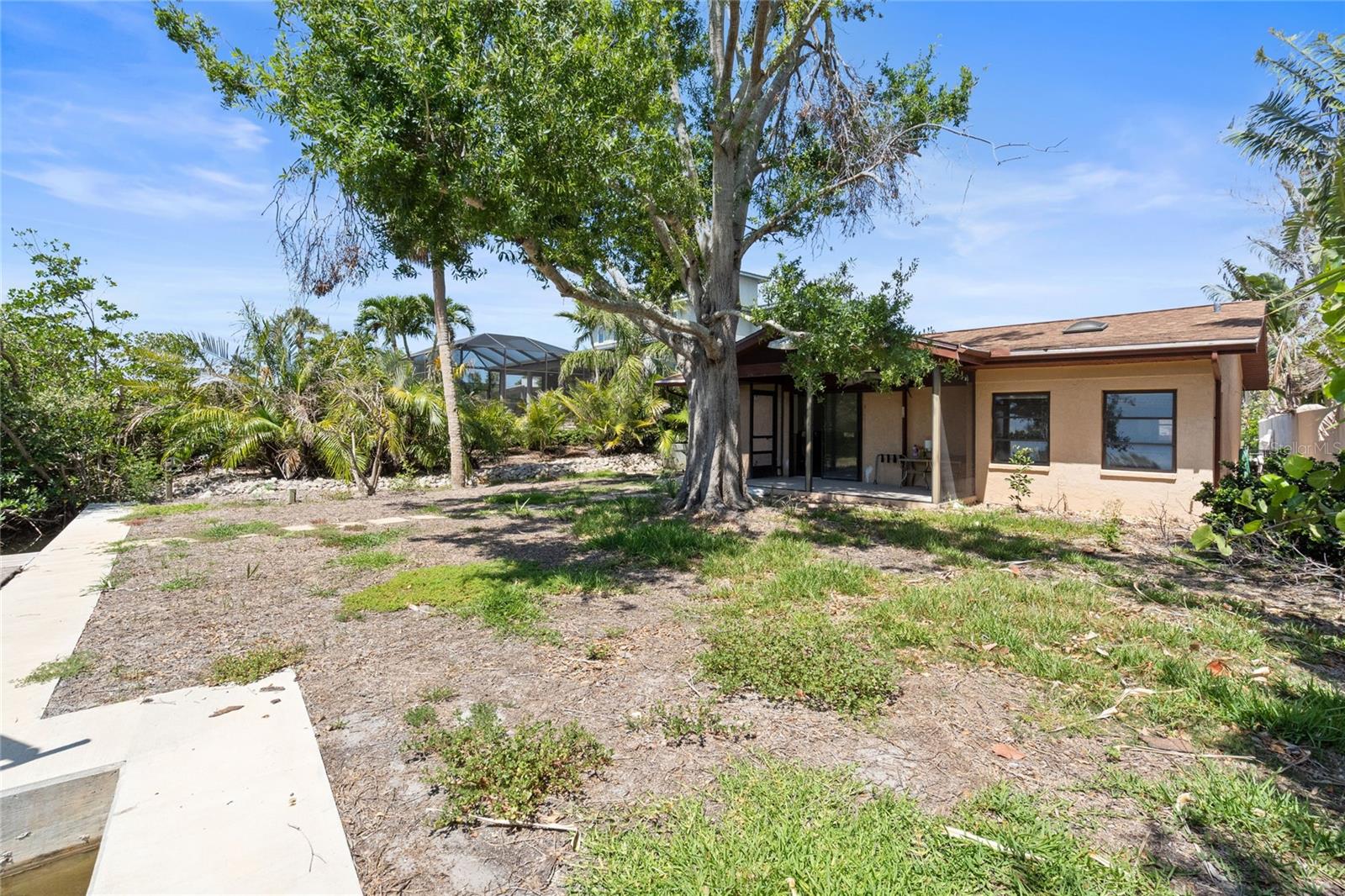 SARASOTA BEACH - Residential