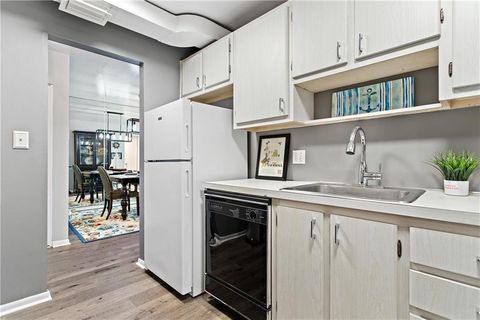 A home in TAMPA