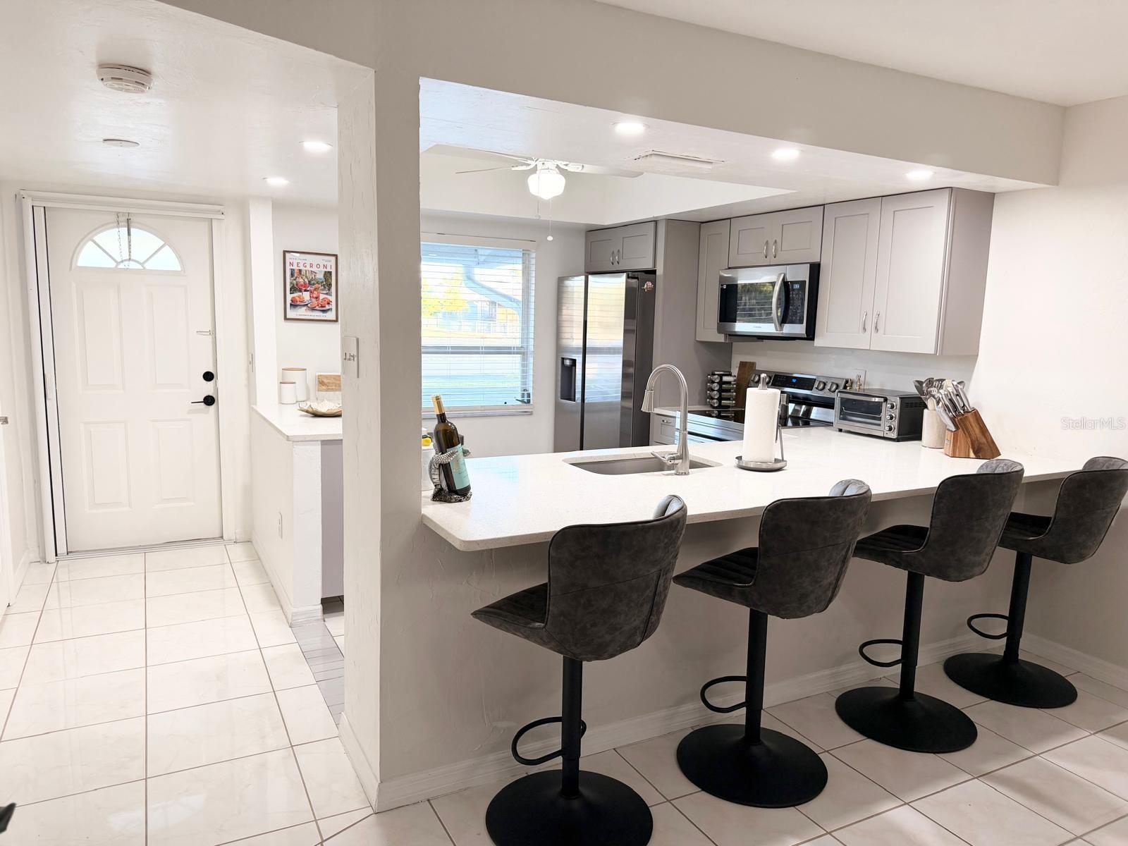 PARKWAY VILLAGE CONDO - Residential