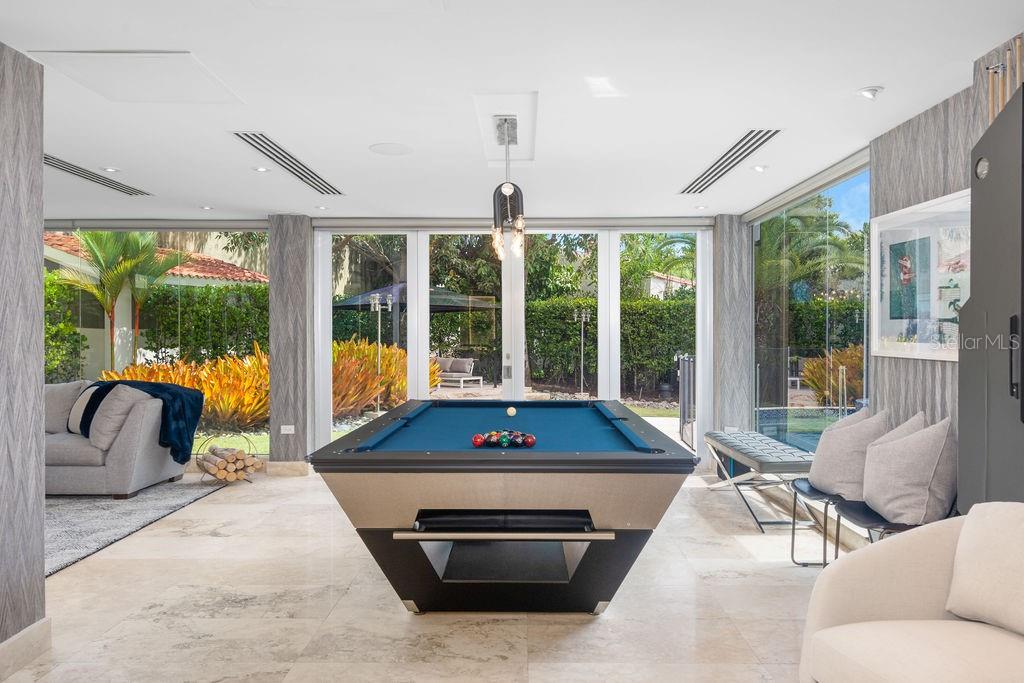 DORADO BEACH EAST - Residential