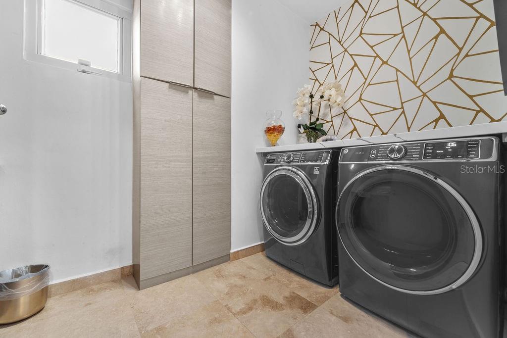 DORADO BEACH EAST - Residential