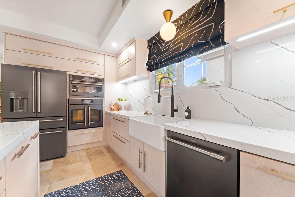 DORADO BEACH EAST - Residential