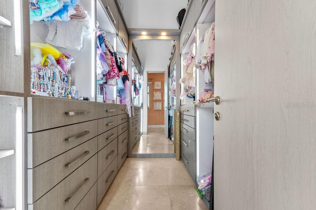 DORADO BEACH EAST - Residential