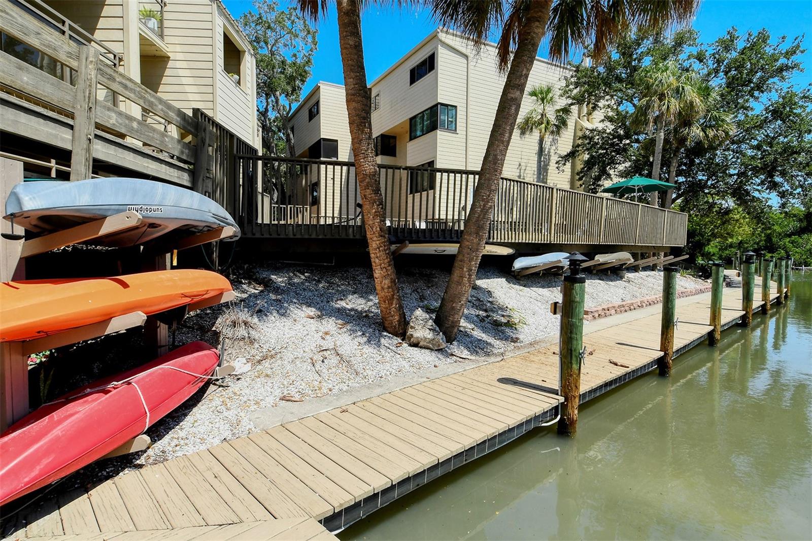 HUDSON OAKS - Residential Lease