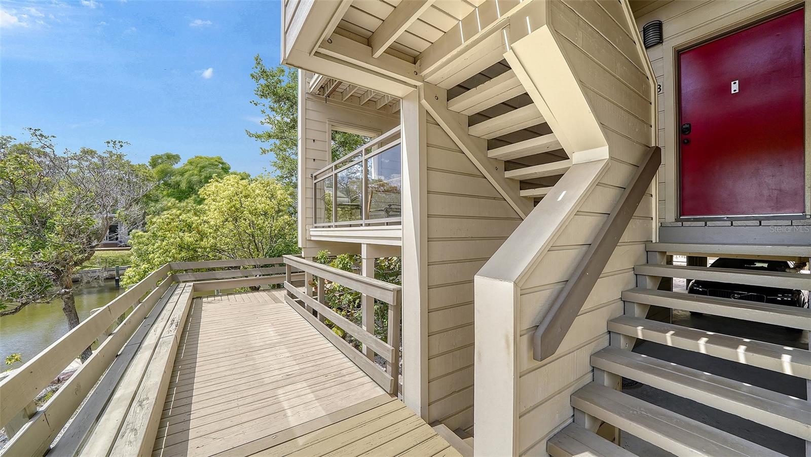 HUDSON OAKS - Residential Lease