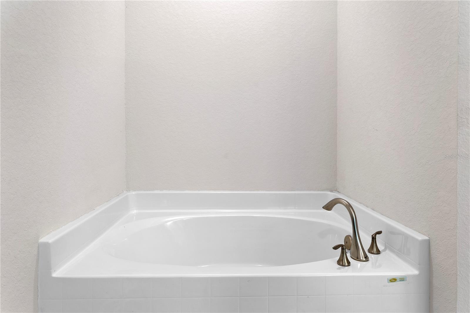 VILLAMAR PH 2 - Residential Lease