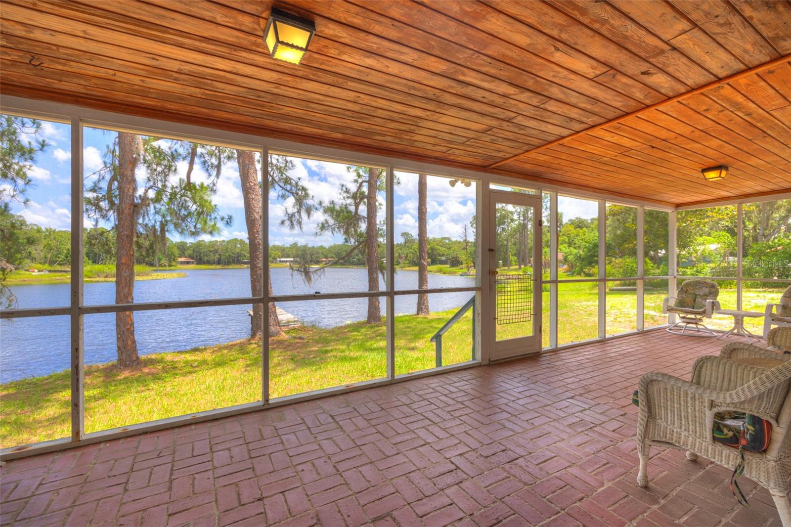 MAGNOLIA SHORES - Residential