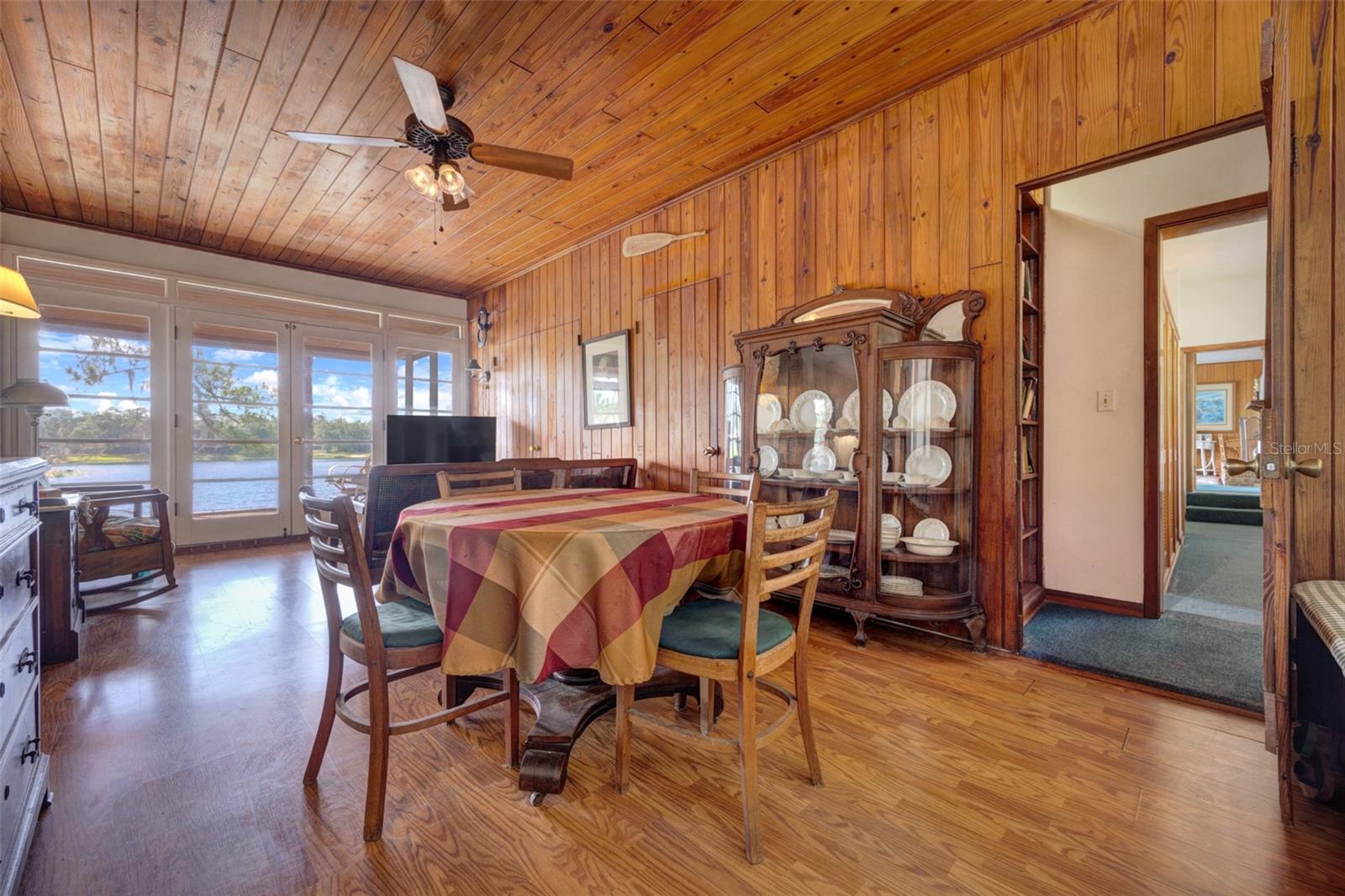 MAGNOLIA SHORES - Residential
