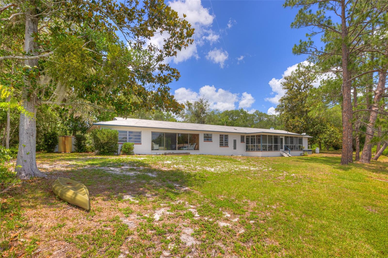 MAGNOLIA SHORES - Residential