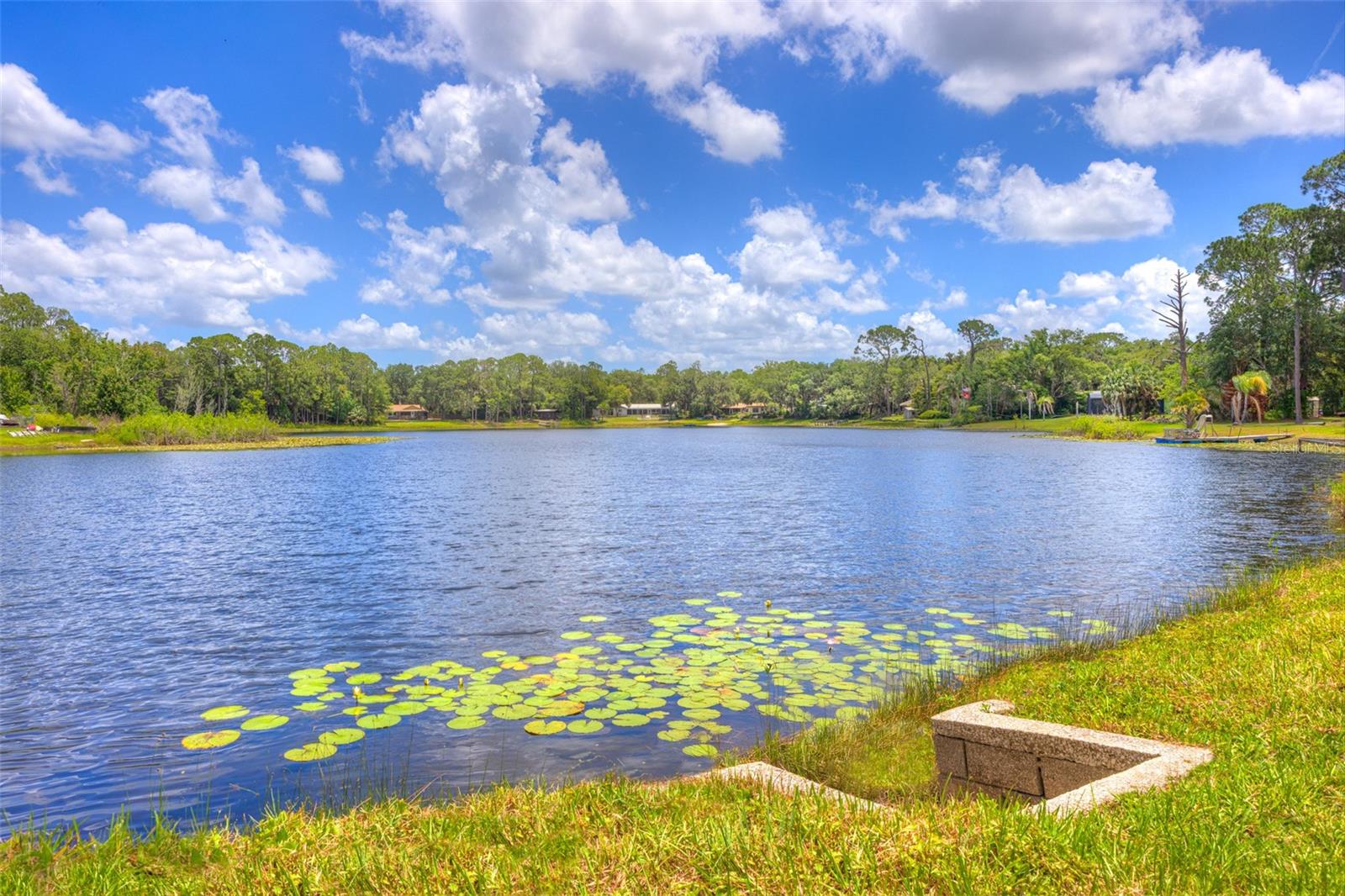 MAGNOLIA SHORES - Residential