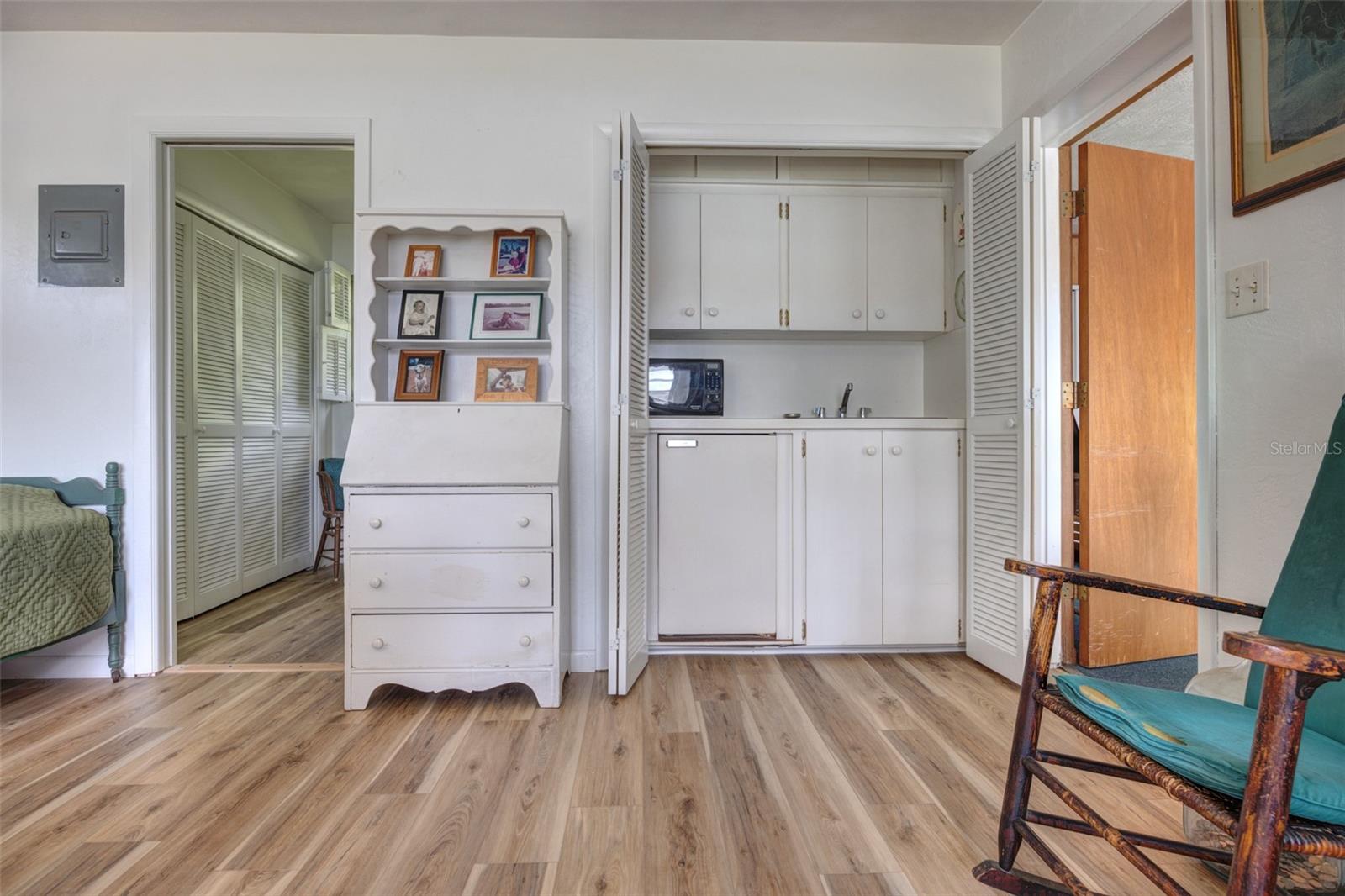 MAGNOLIA SHORES - Residential