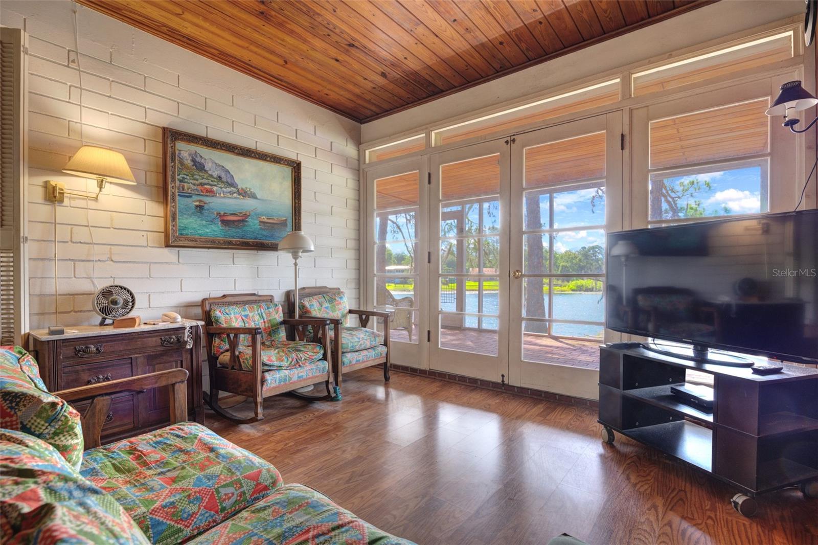 MAGNOLIA SHORES - Residential