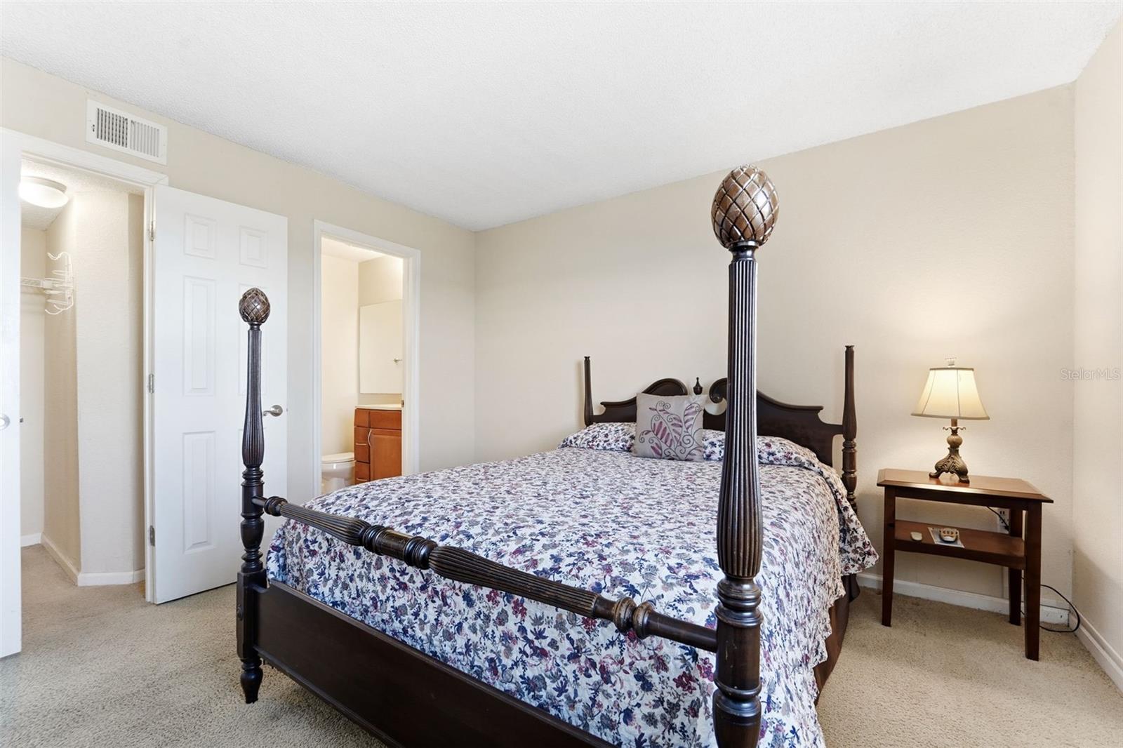 BELLA VISTA ON LAKE - Residential