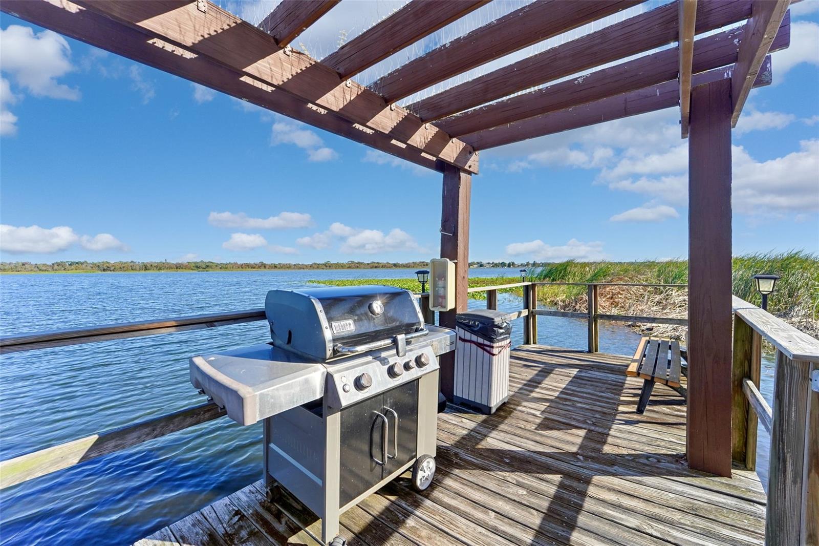 BELLA VISTA ON LAKE - Residential