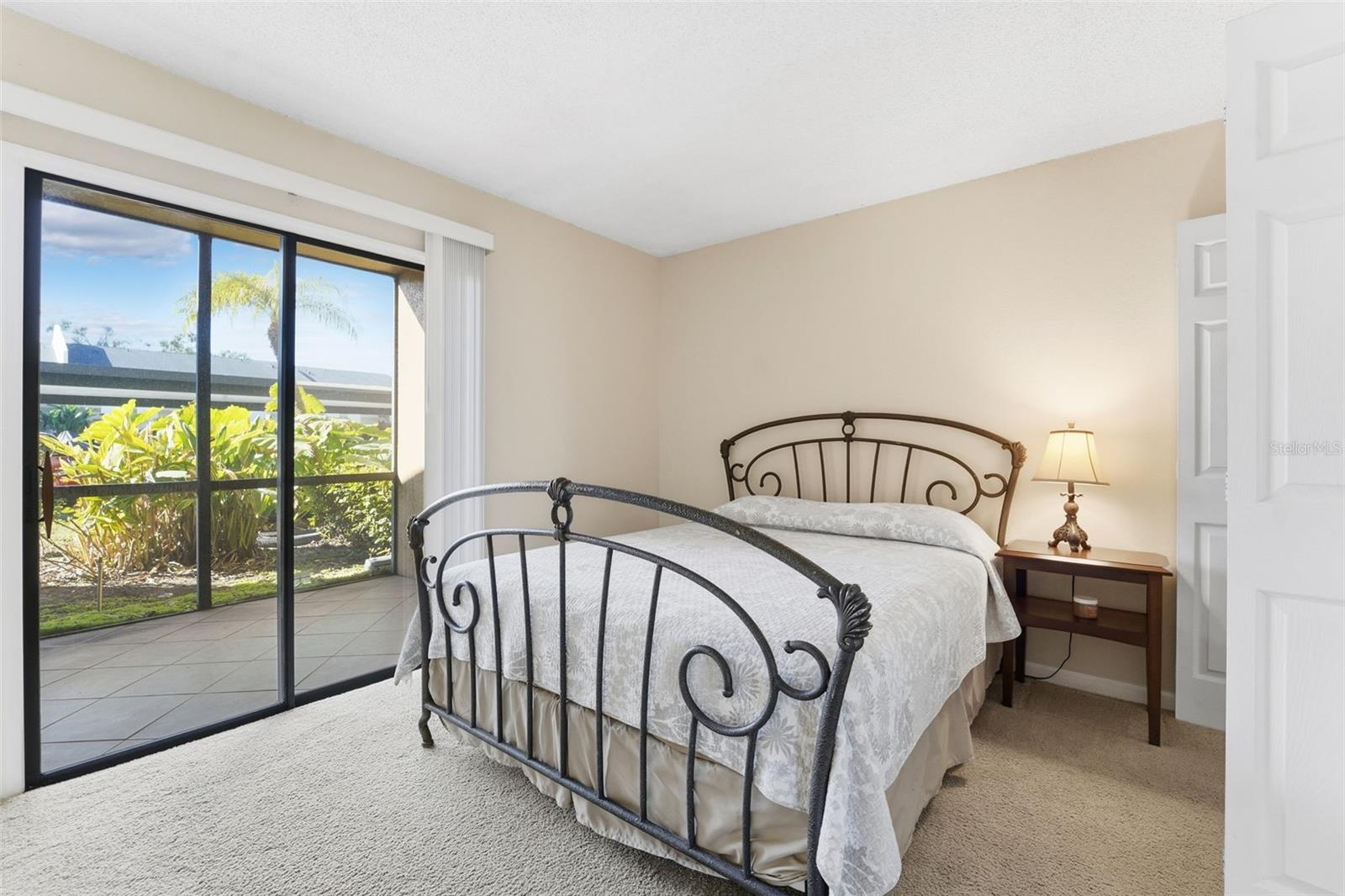 BELLA VISTA ON LAKE - Residential