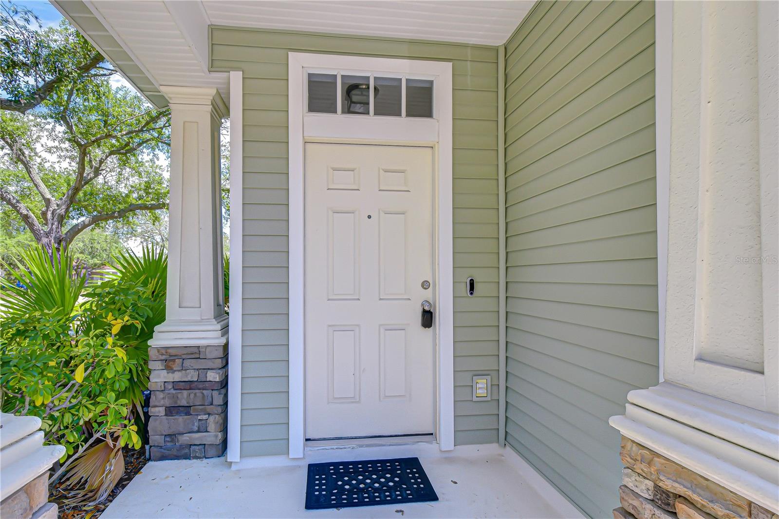 12473 COUNTRY WHITE CIRCLE