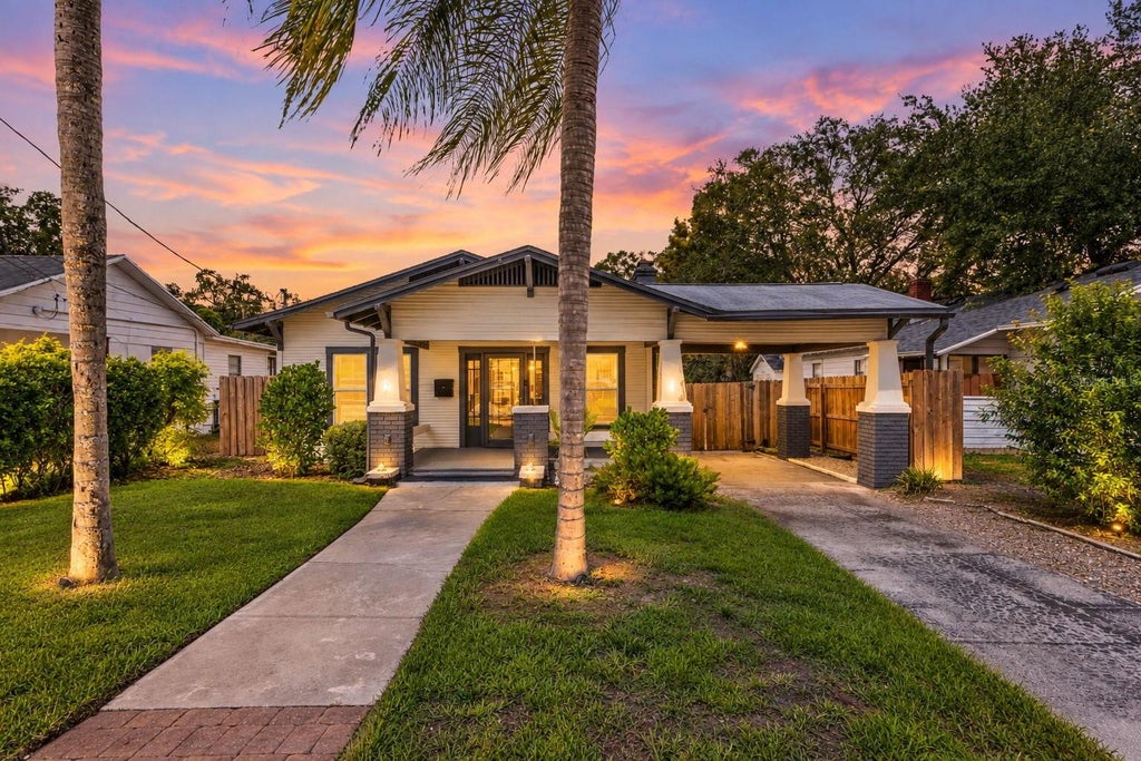 Photo of 303 W Curtis Street, Tampa, FL 33603 (MLS # TB8549831)