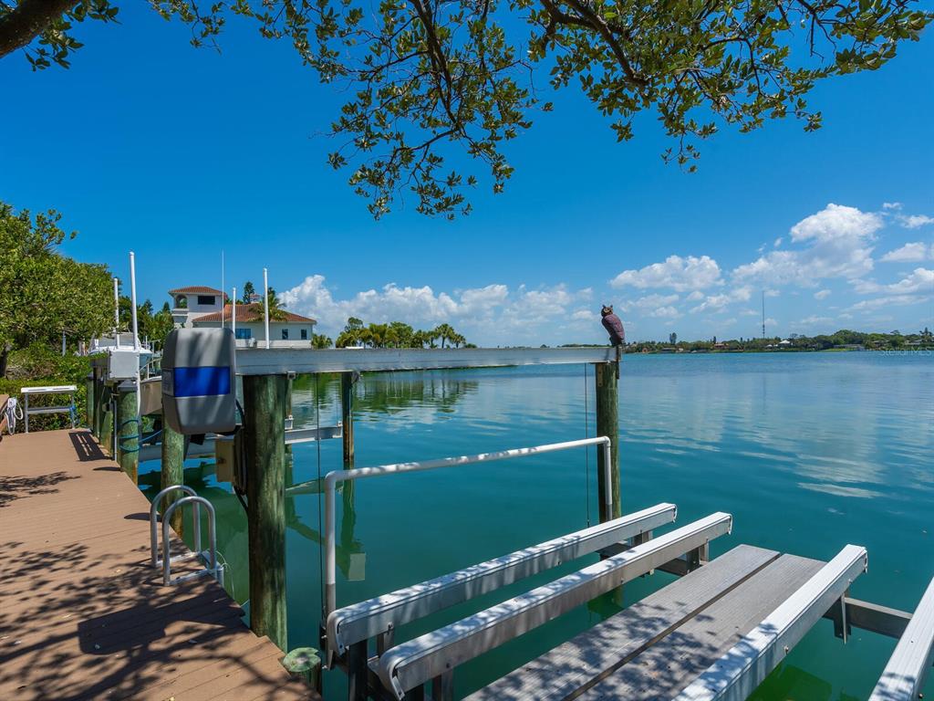 CASEY KEY - Residential