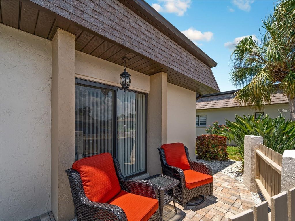 Photo of 1708 Lakeside Drive #1710B, Venice, FL 34293 (MLS # N6140909)