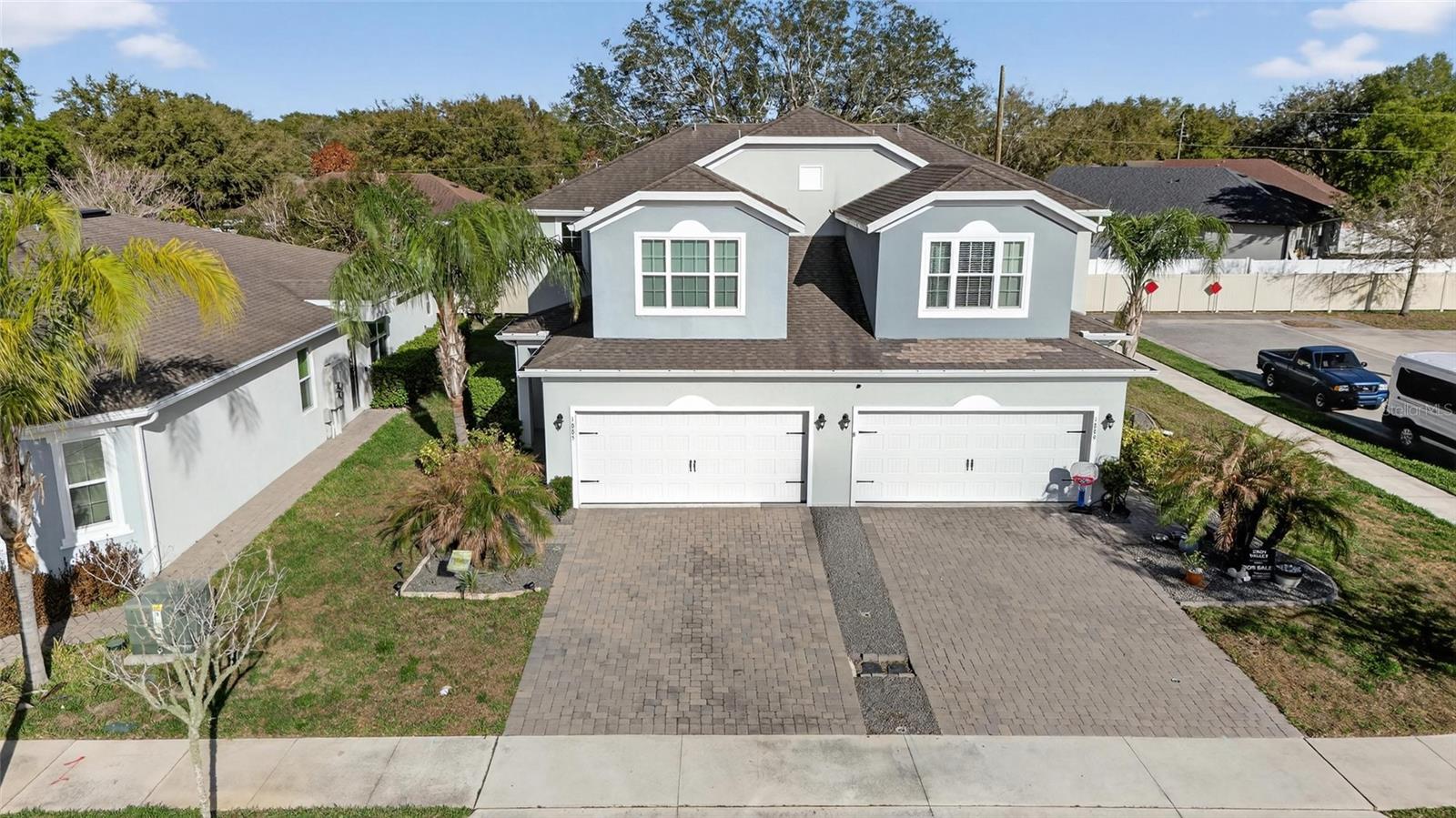 OAKTREE POINTE VILLAS - Residential