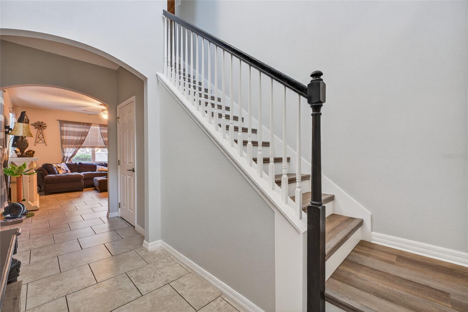 OAKTREE POINTE VILLAS - Residential