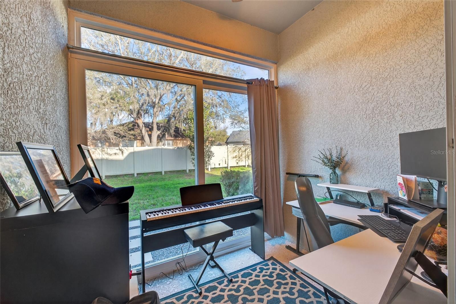 OAKTREE POINTE VILLAS - Residential