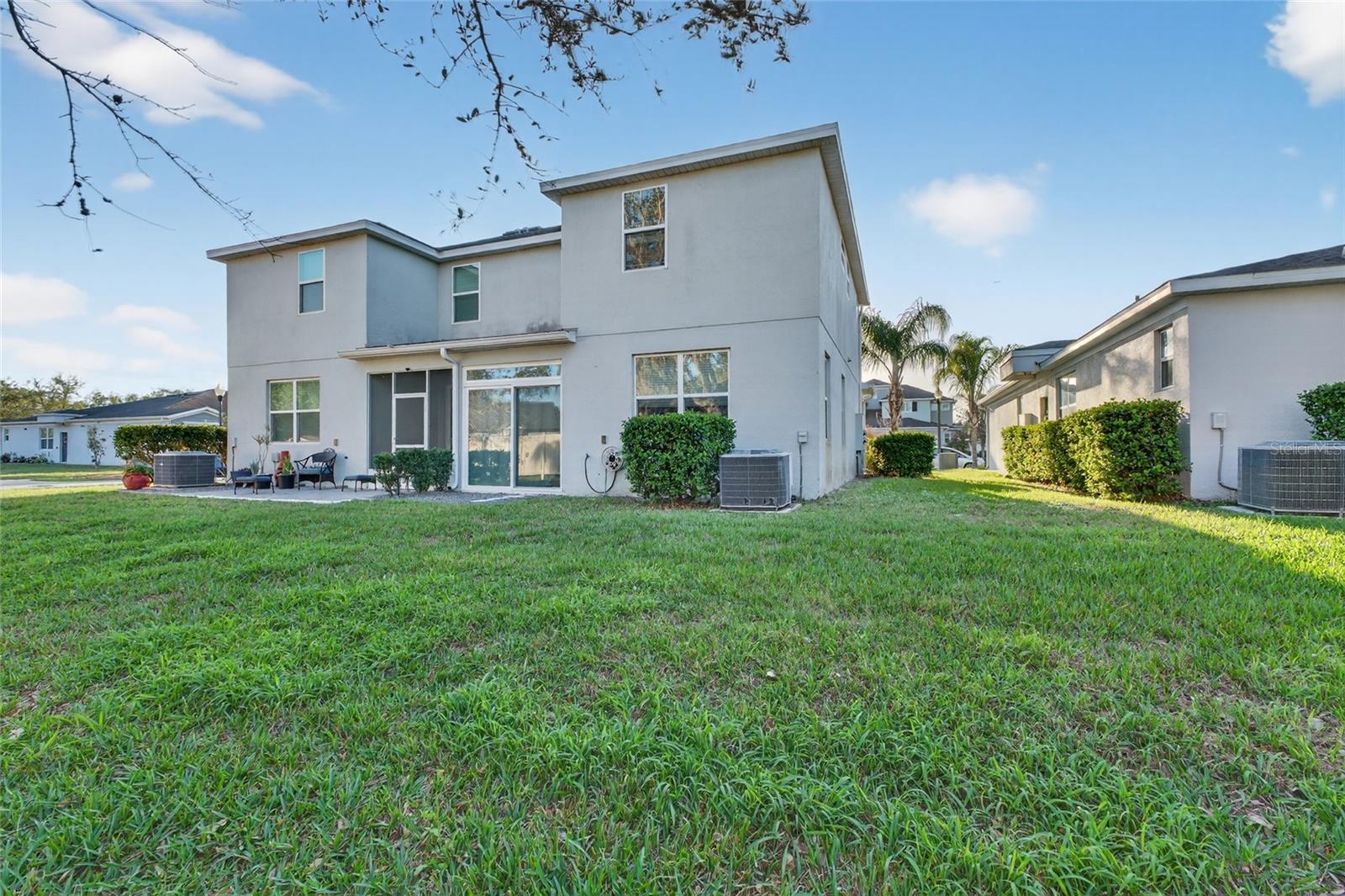 OAKTREE POINTE VILLAS - Residential