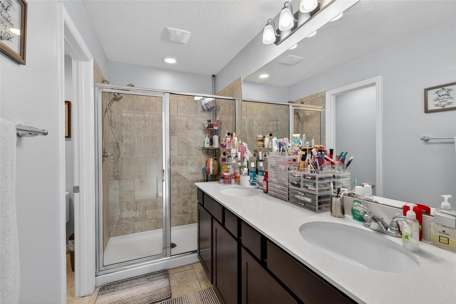 OAKTREE POINTE VILLAS - Residential