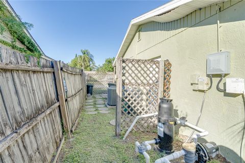 A home in SEMINOLE