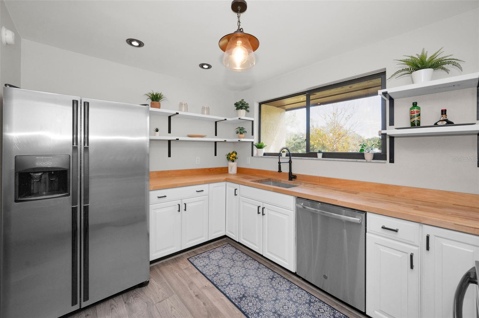 EAST LAKE WOODLANDS CONDO - Residential