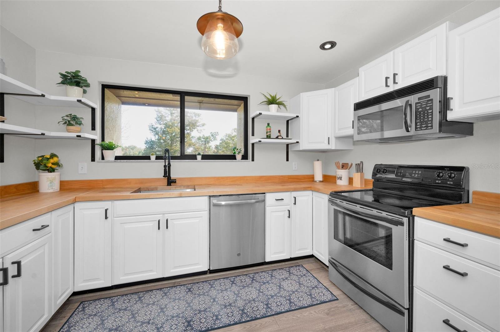 EAST LAKE WOODLANDS CONDO - Residential