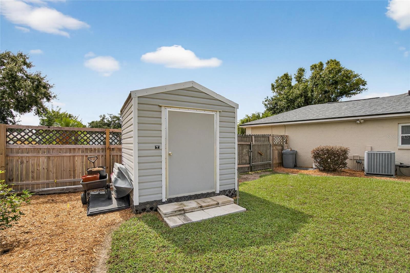 LAKEVIEW VILLAGE SEC A UNI - Residential