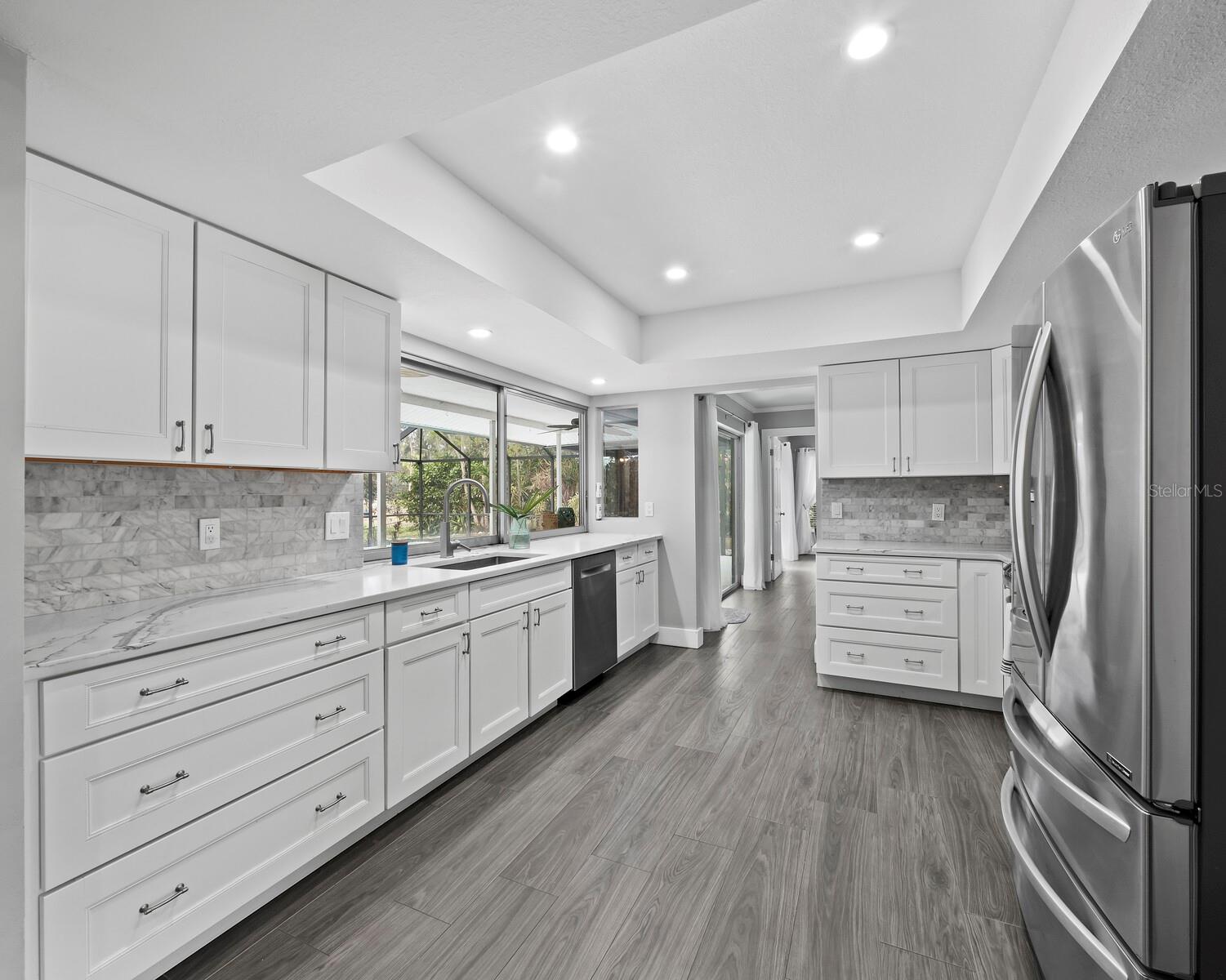 SOUTH GATE - Residential