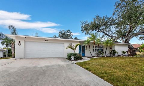 Photo of 2426 River Ridge Drive, Sarasota, FL 34239 (MLS # A4676033)