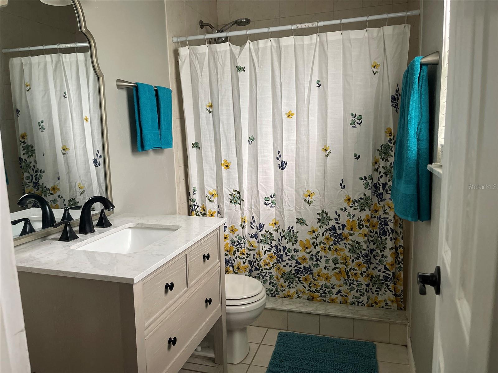 CRESTWOOD UN 04 - Residential