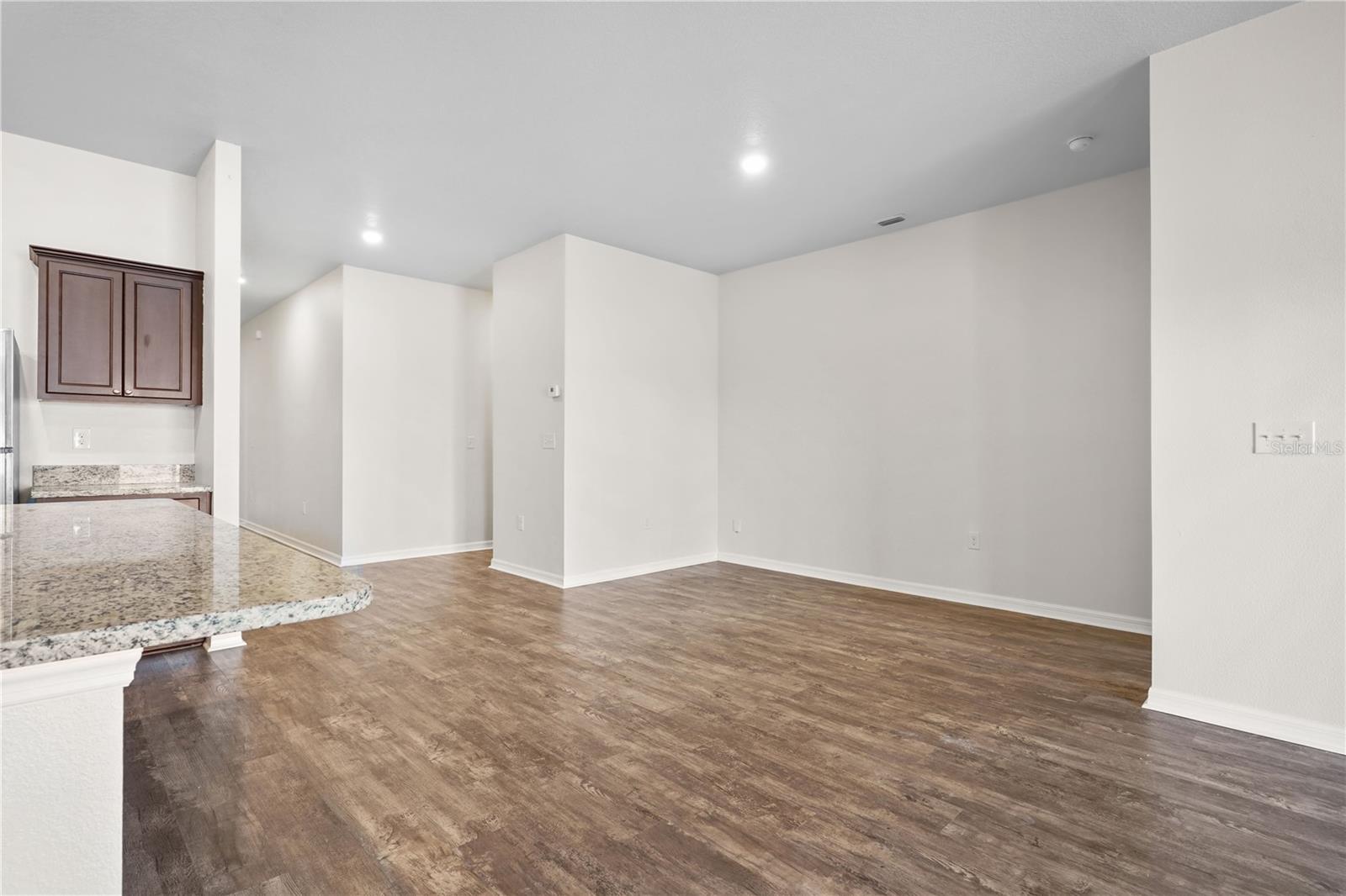 COASTAL WOODS UN B1 - Residential