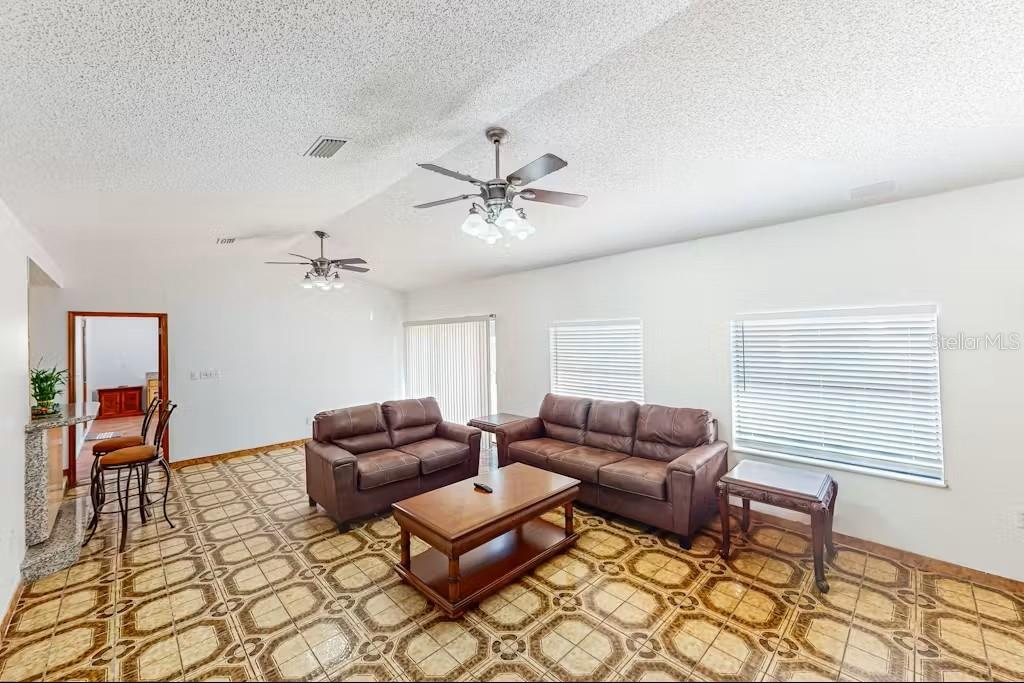 EAST LAKE PARK UNIT ONE - Residential