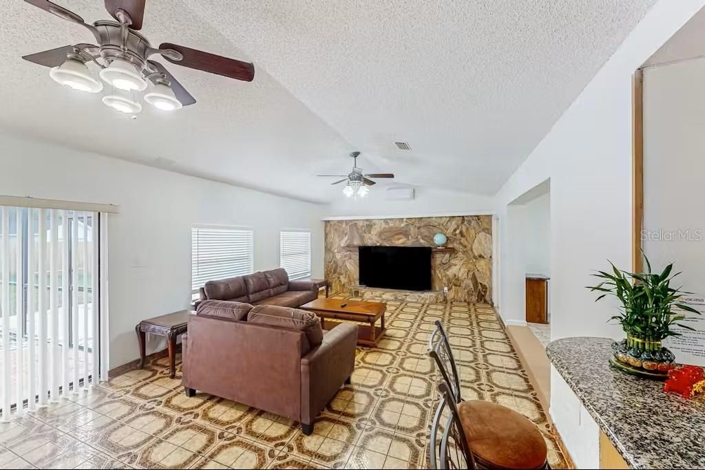 Photo of 6223 Travis Boulevard, Tampa, FL 33610 (MLS # TB8461233)