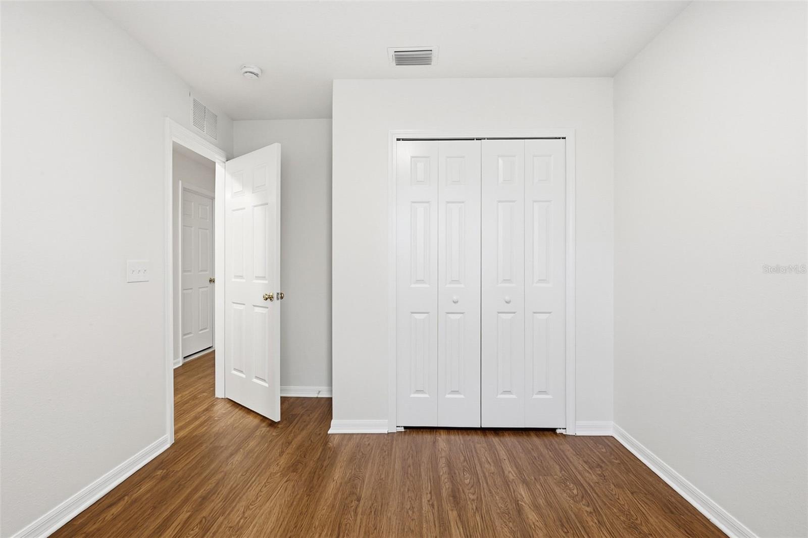 RIVER WALK - Residential