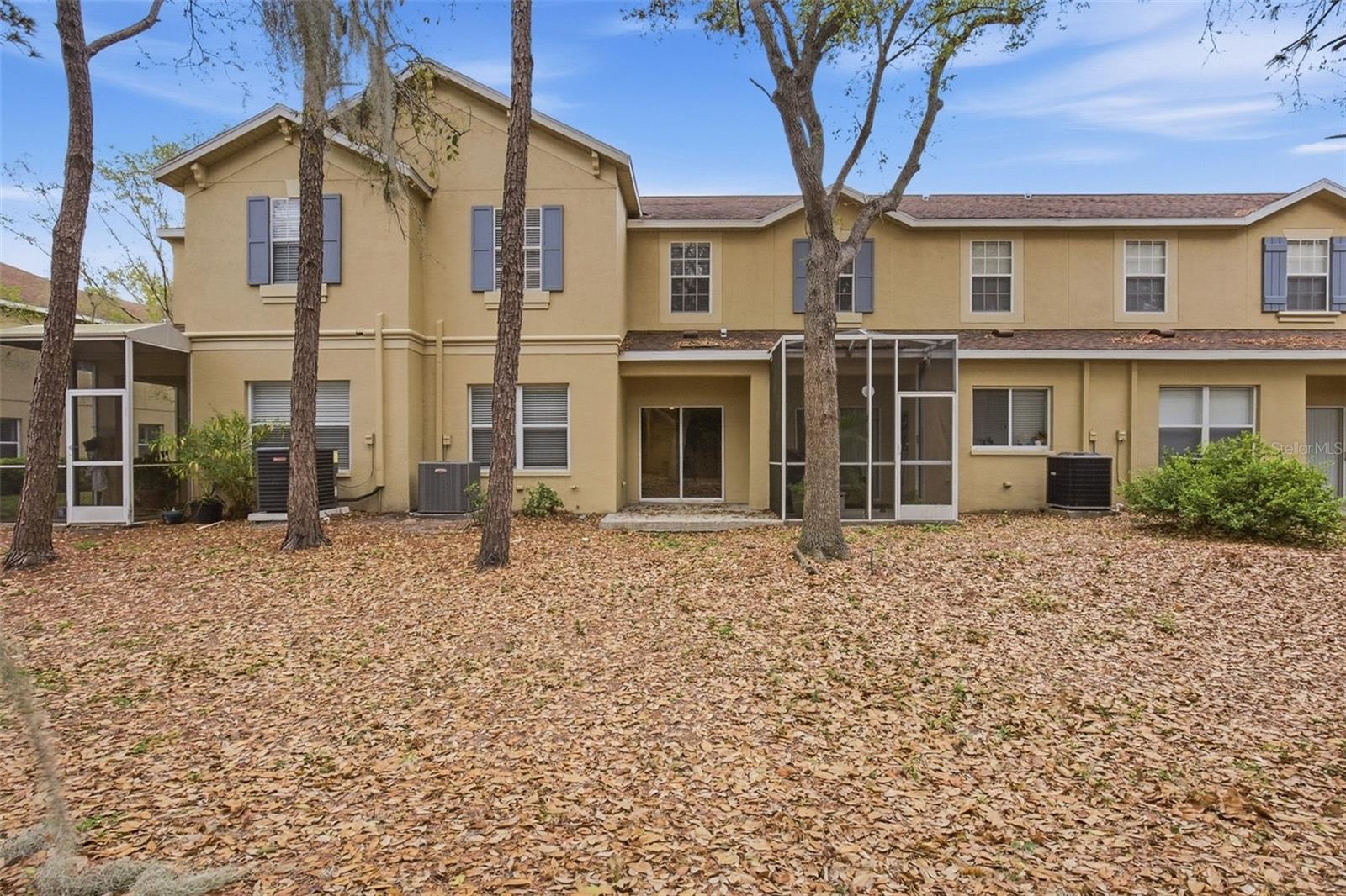 RIVER WALK - Residential