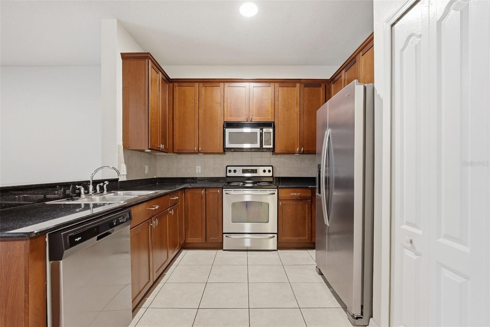 RIVER WALK - Residential