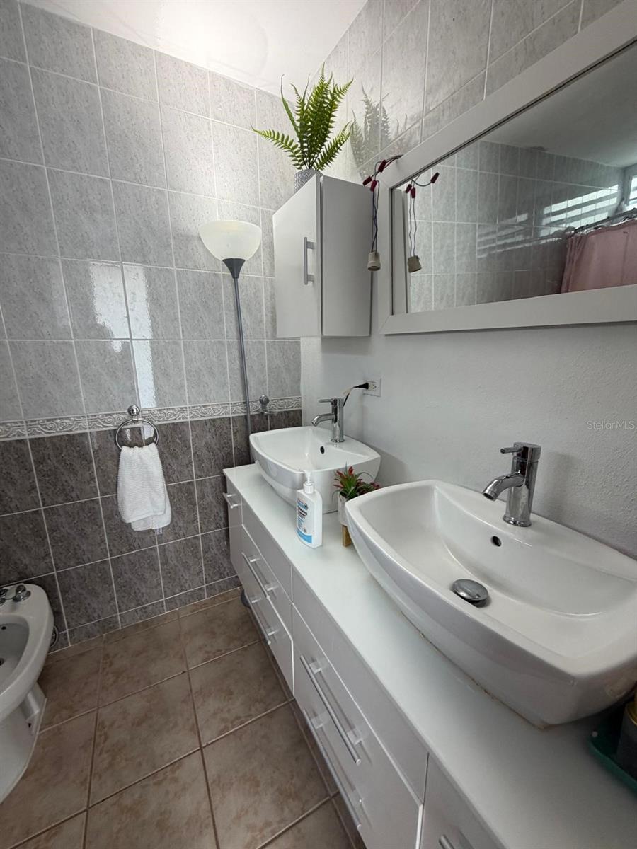 URB. RIVER EDGE HILLS - Residential
